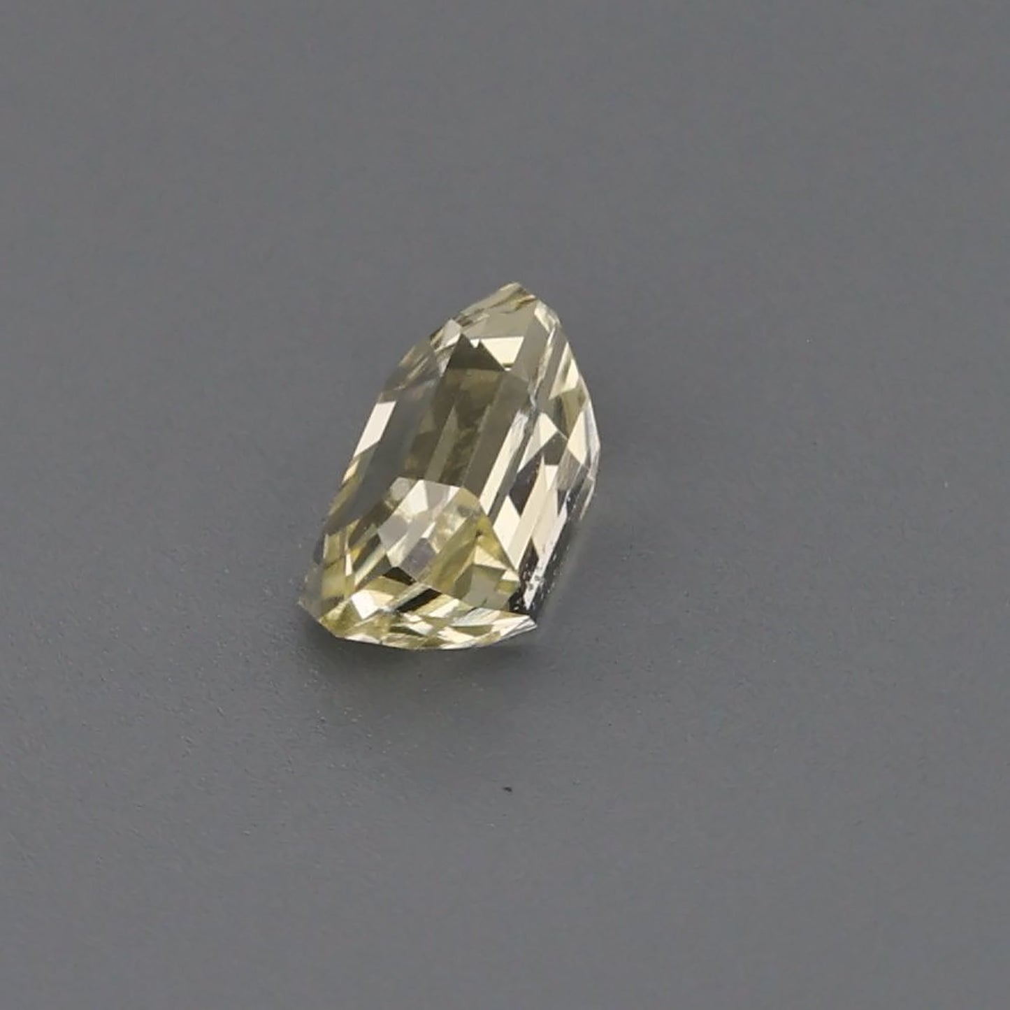 Yellow Sapphire 0.70ct