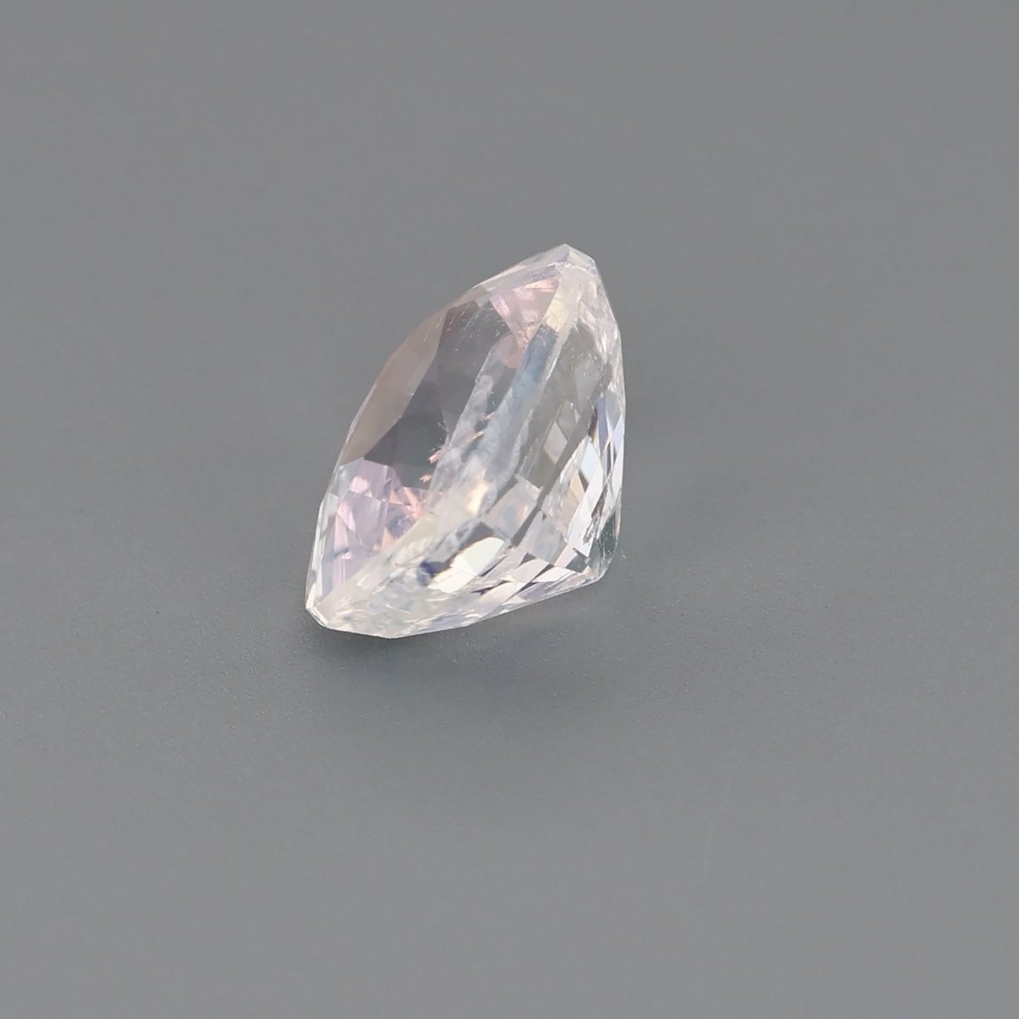 Rainbow Moonstone 2.50ct