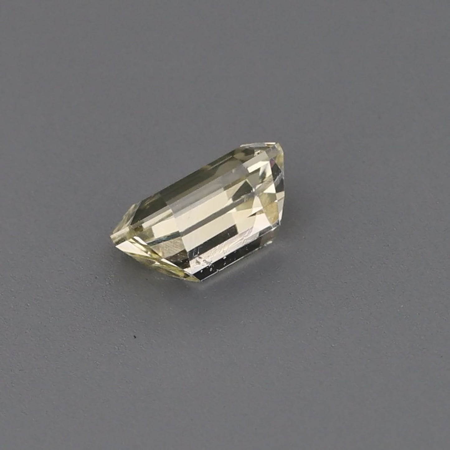 Yellow Sapphire 0.70ct