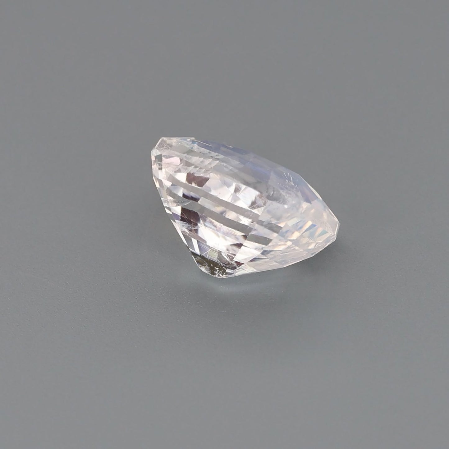 Rainbow Moonstone 2.50ct