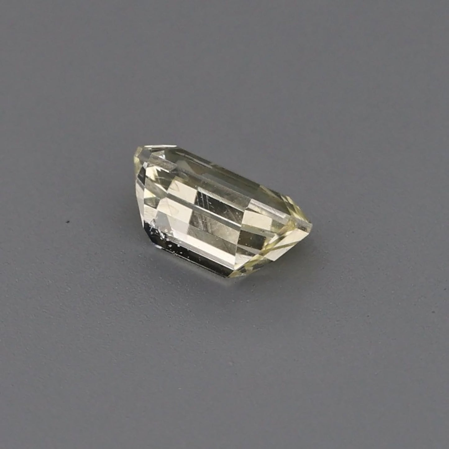 Yellow Sapphire 0.70ct