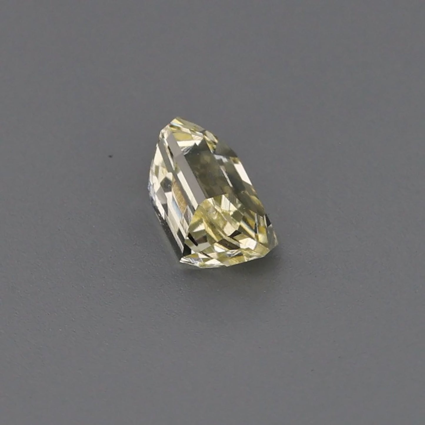 Yellow Sapphire 0.70ct