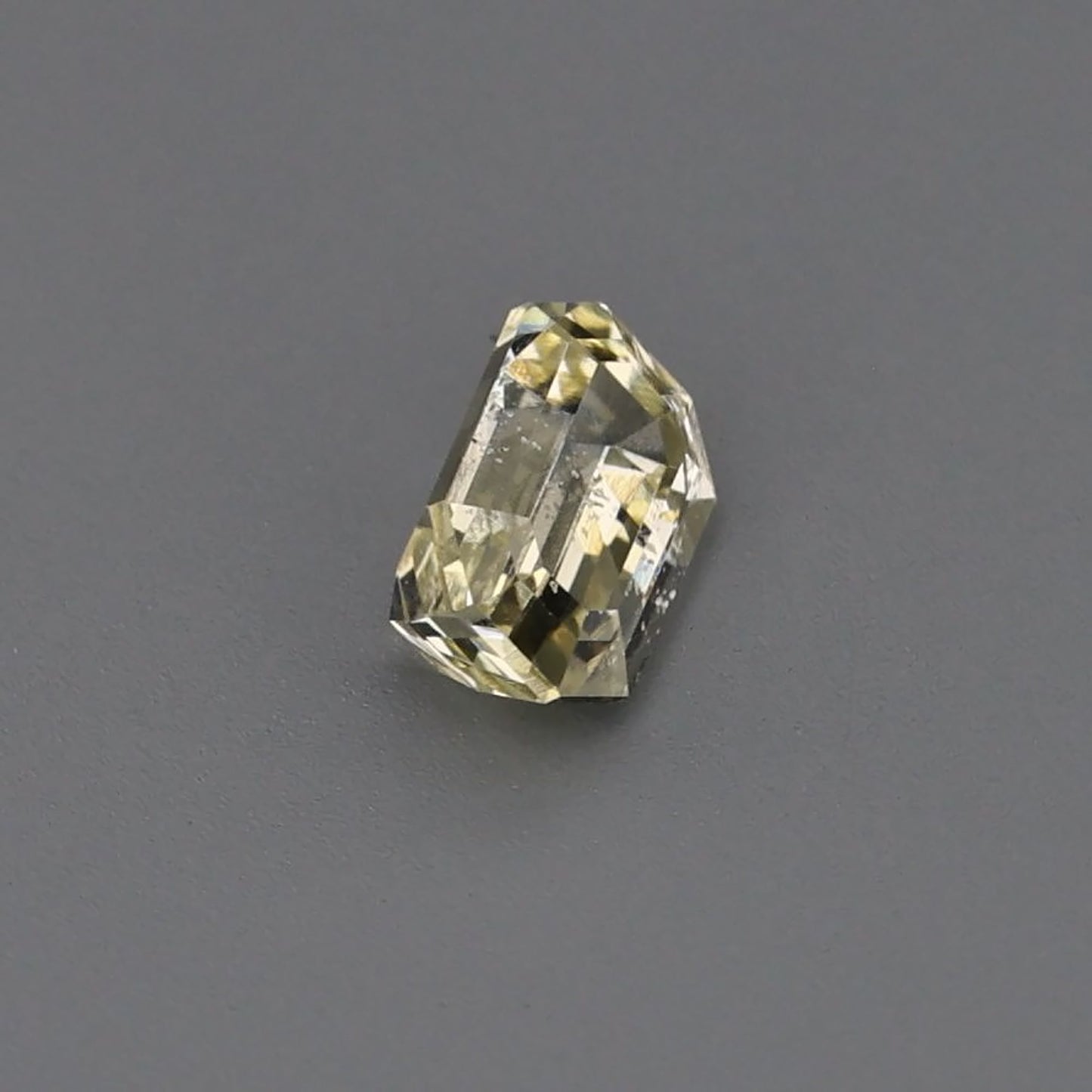 Yellow Sapphire 0.70ct