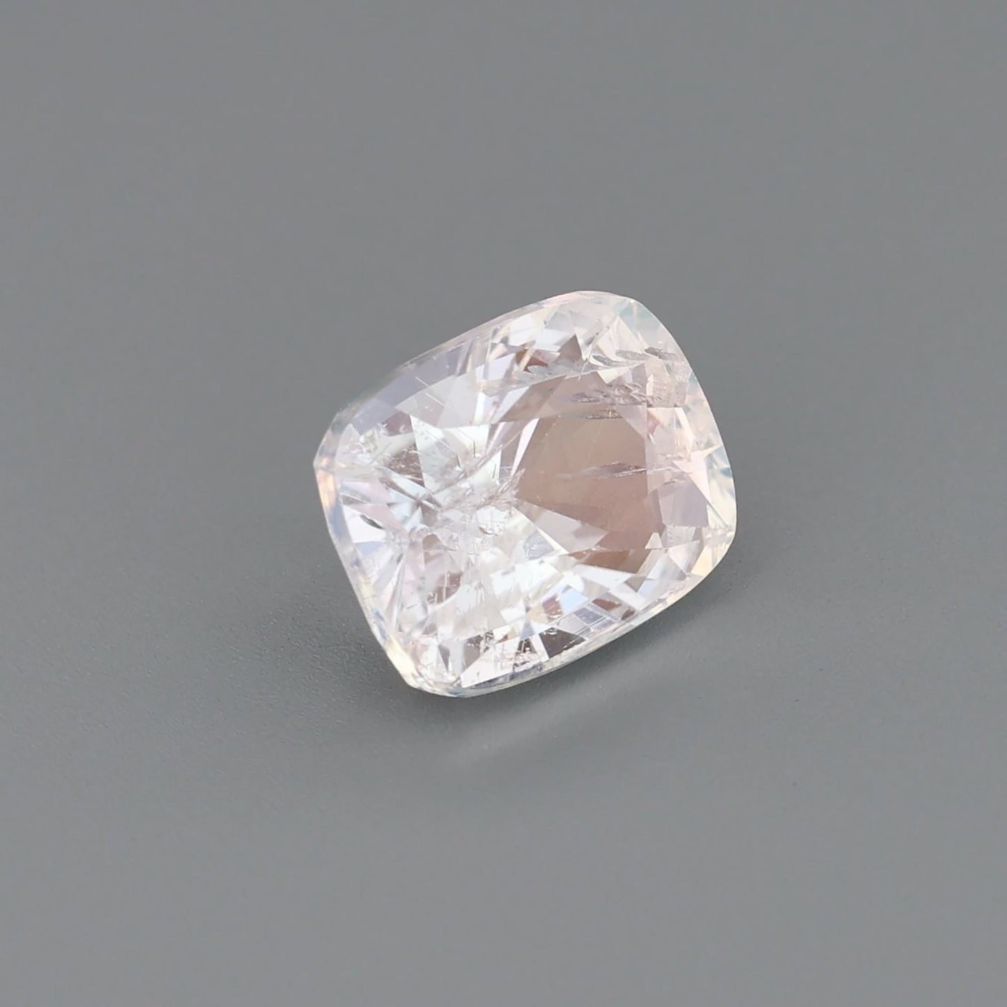 Rainbow Moonstone 2.50ct